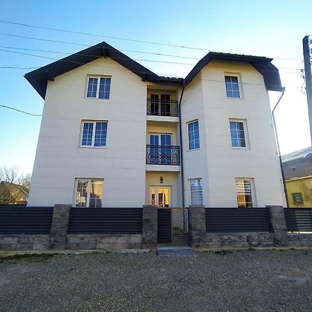 Bed and Breakfast Harmony Lazeshchyna Esterno foto