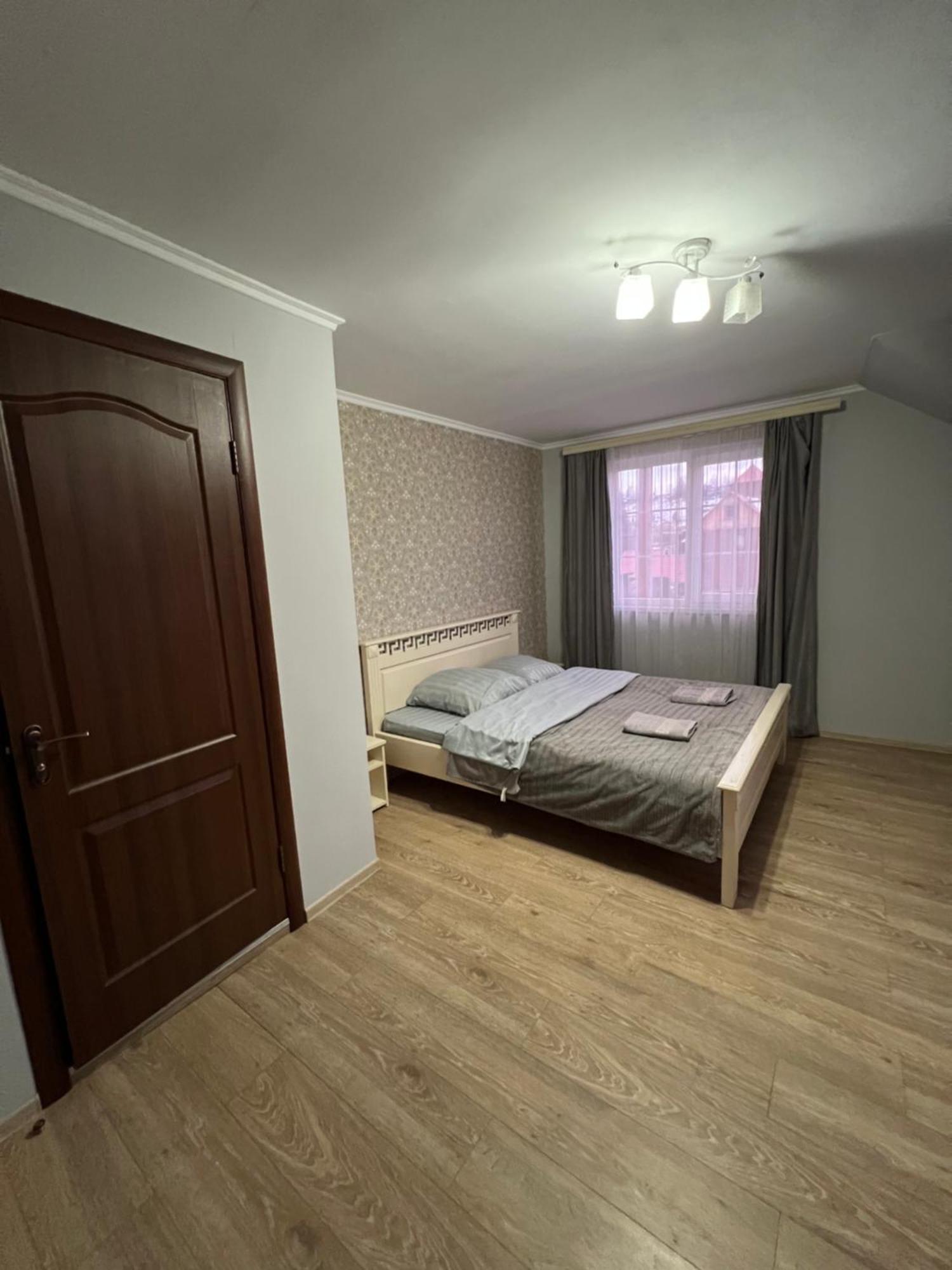 Bed and Breakfast Harmony Lazeshchyna Esterno foto